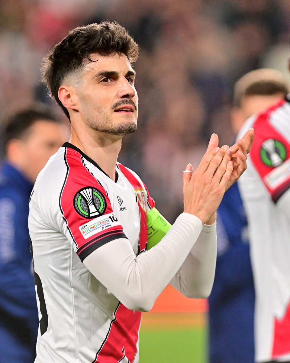 Óscar Valentín tweet media