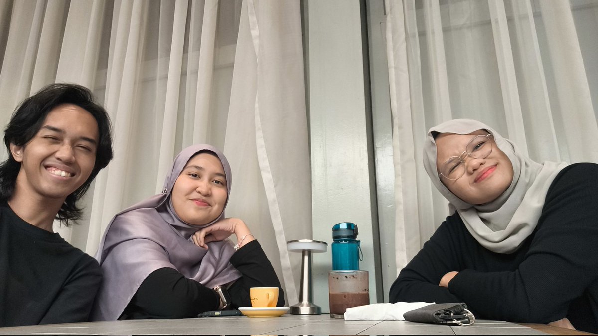 PALENNNNN tweet media