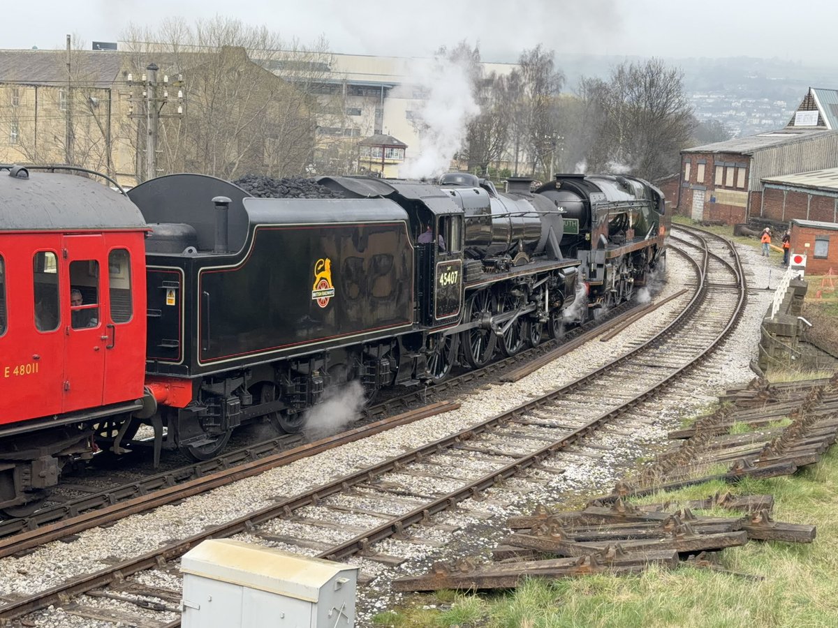 68thrash tweet media