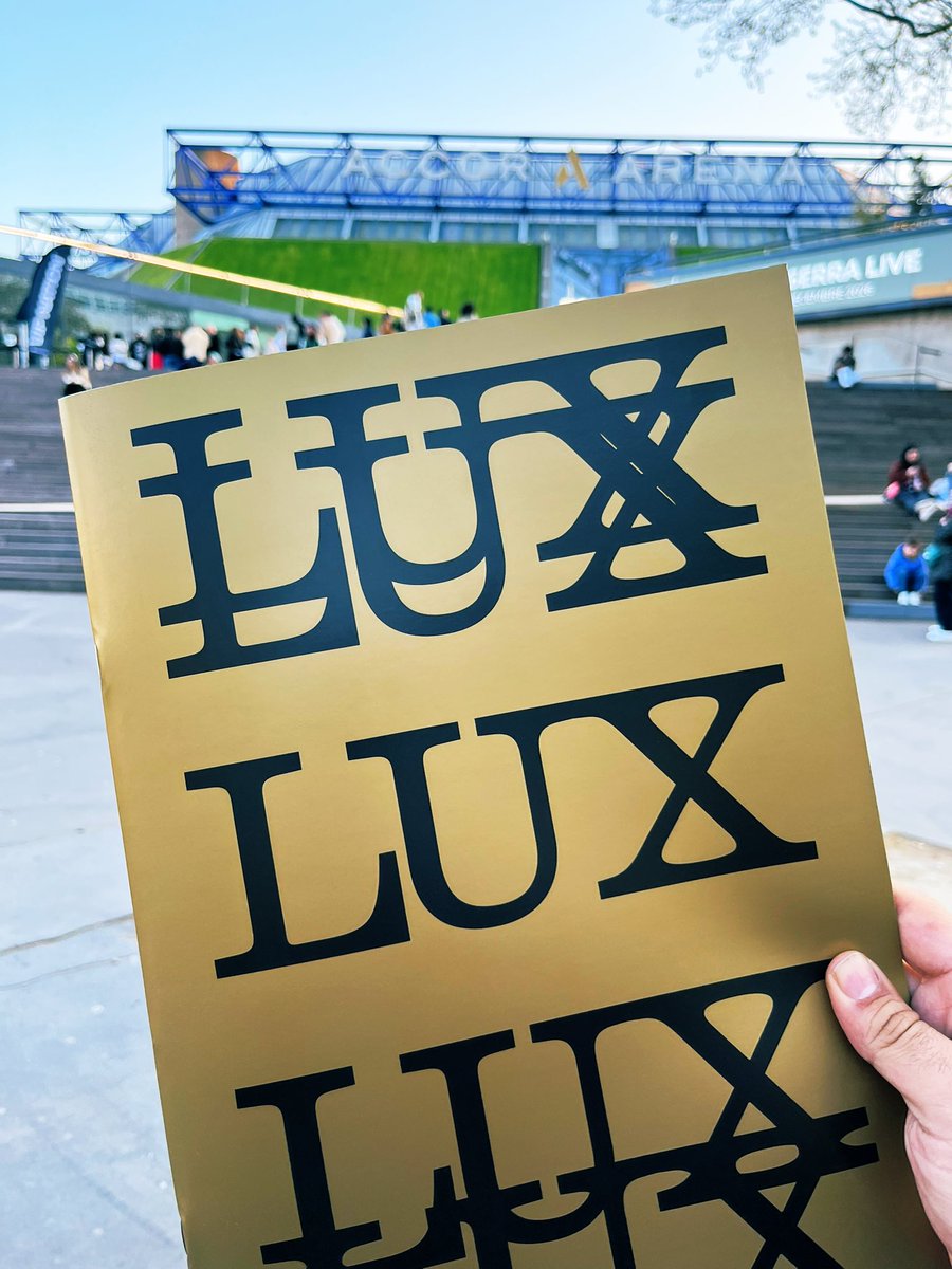 Scissorisback tweet media