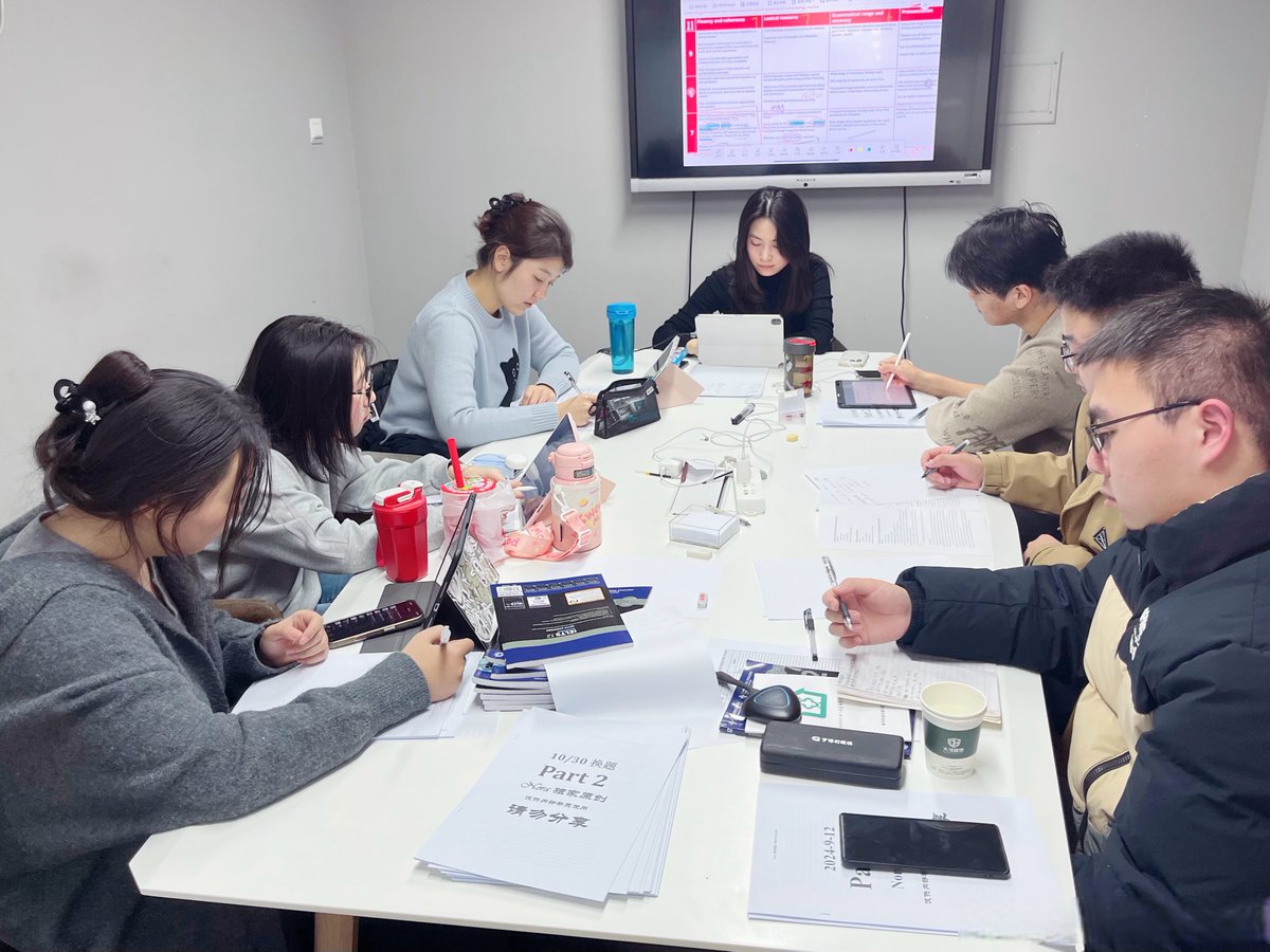 Michael Moews tweet media