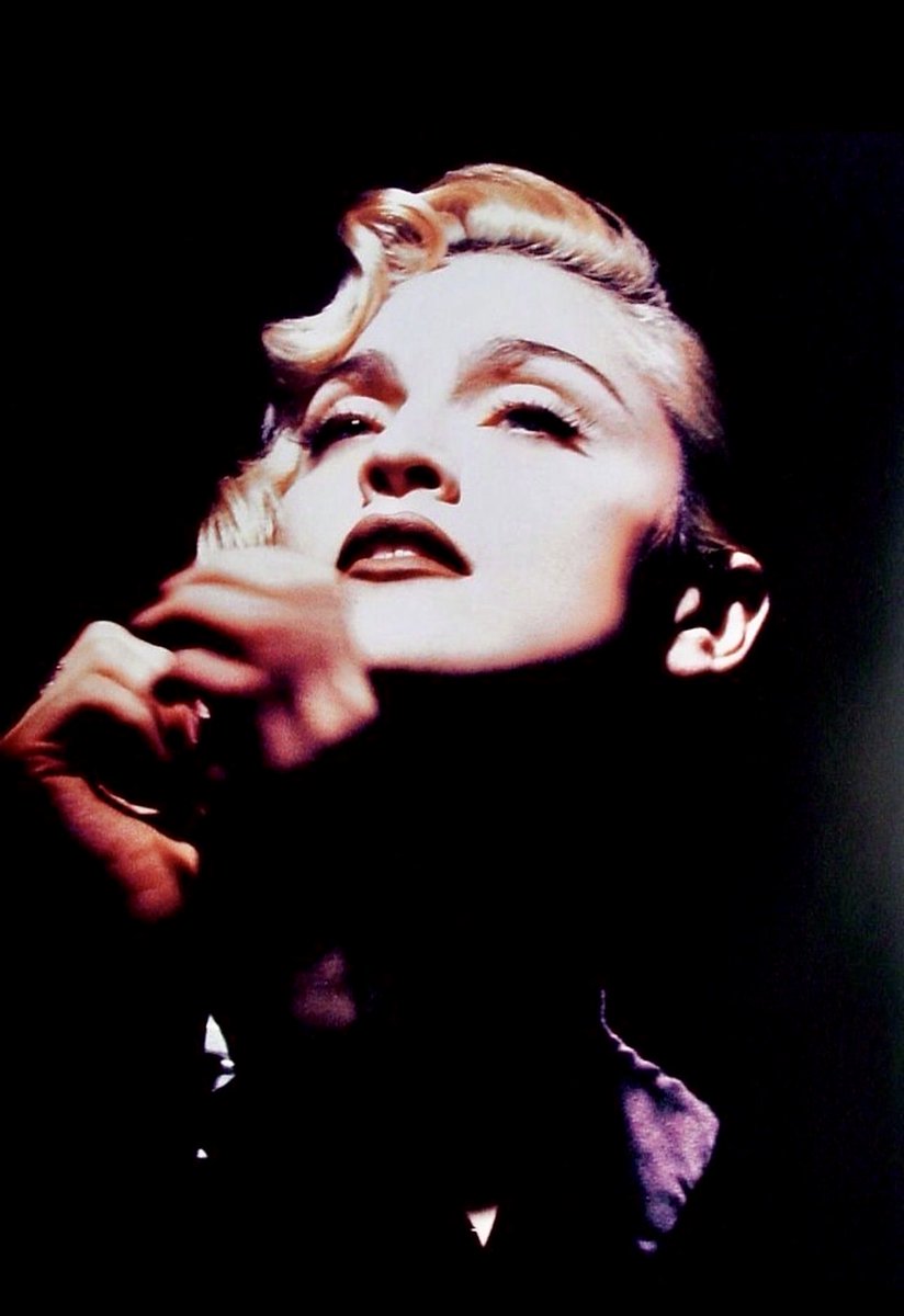 true_blue_true's tweet image. 36 years of #Vogue
#Madonna’s 1990 masterpiece mainstreamed ballroom culture🪩voguing &amp;amp; queer visibility during AIDS crisis, fused house/pop perfection, topped charts in 30+ countries &amp;amp; became one of music’s most iconic anthems of empowerment🫦