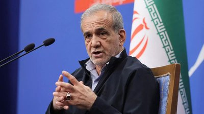 EmmaRose1696940's tweet image. 🚨 LIVE: Iran says “no nuclear ambitions, no war with neighbours” in Eid message to Gulf states amid ongoing conflict. 
🌐 Read more: shorturl.at/TgrM8

#IranWar #BreakingNews #MiddleEastCrisis #USNews #GlobalPolitics #TrendingNow