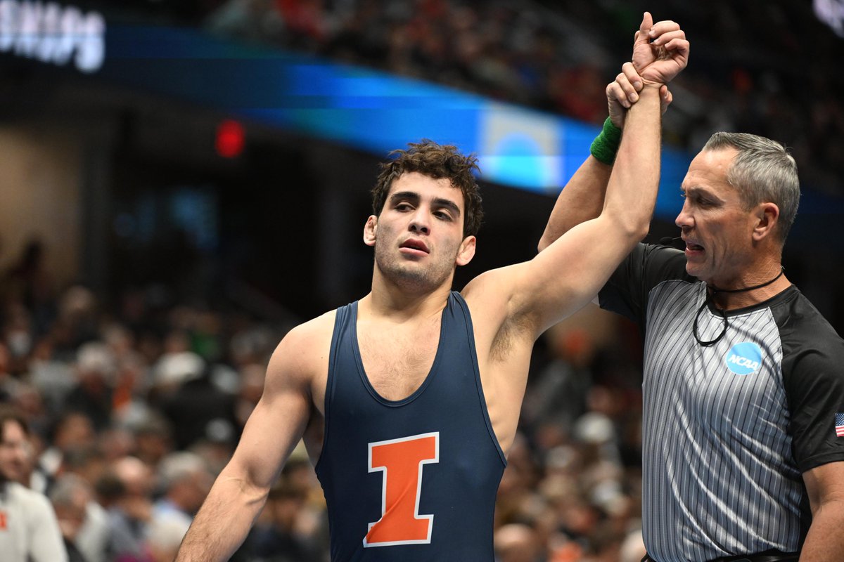 Illinois Wrestling tweet media