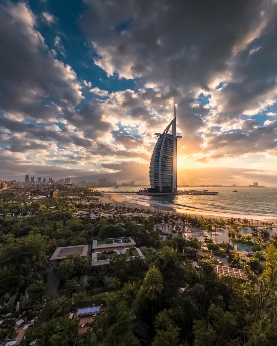 Visit Dubai tweet media