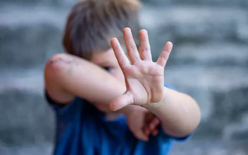 CerfiaFR's tweet photo. 🚨🇫🇷 ALERTE INFO | 3 hommes, dont 2 animateurs périscolaires, ont été INTERPELLÉS pour agression sexuelle sur 12 enfants, de 3 à 9 ans, dans des écoles de Paris. https://t.co/1PUmBs5kmf