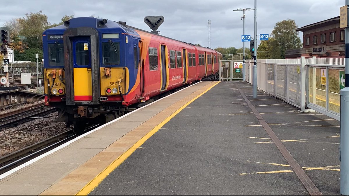 CampbusTheTrainspotter tweet media