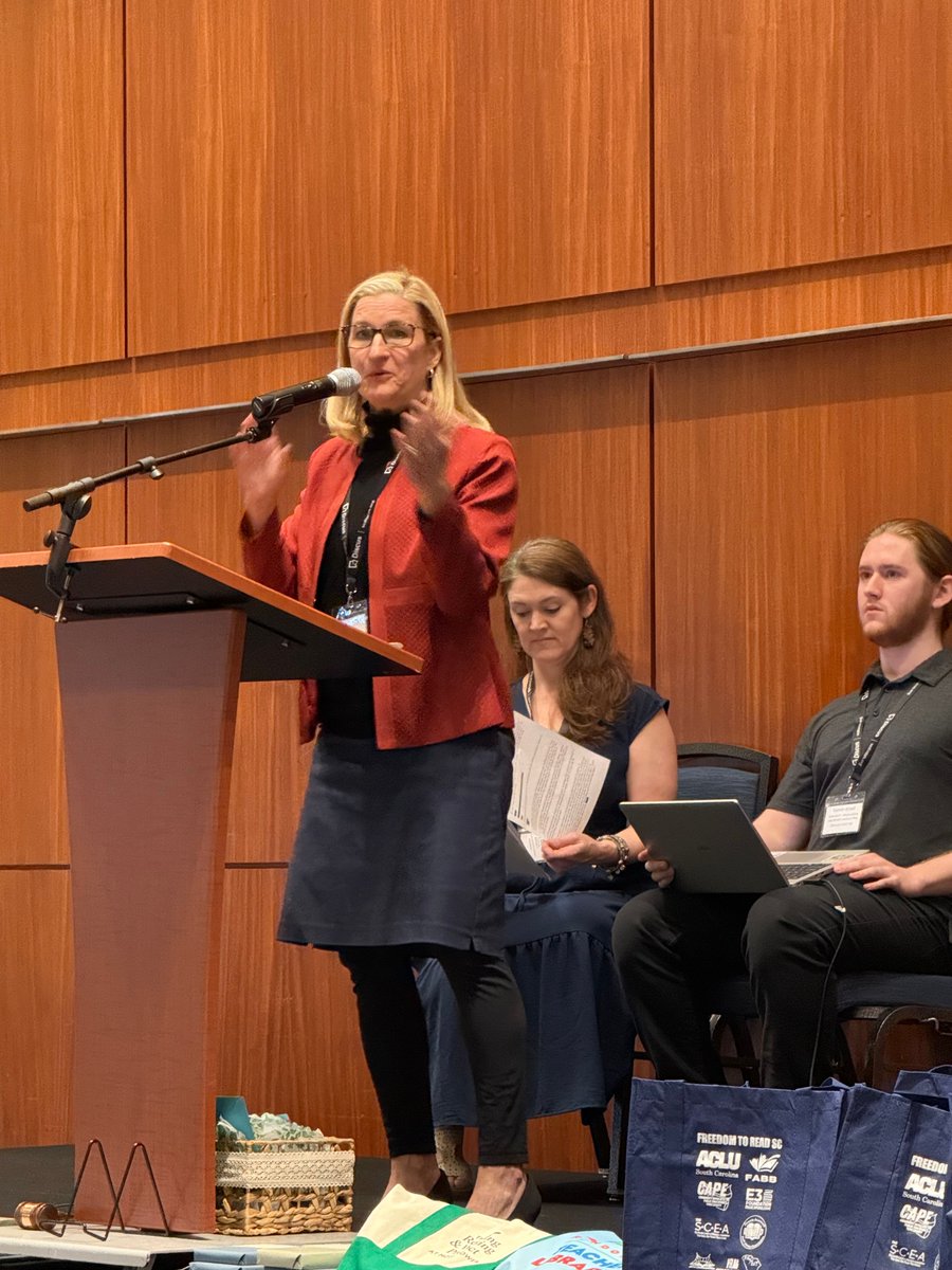 Voices of CCSD’s Amazing Librarians tweet media