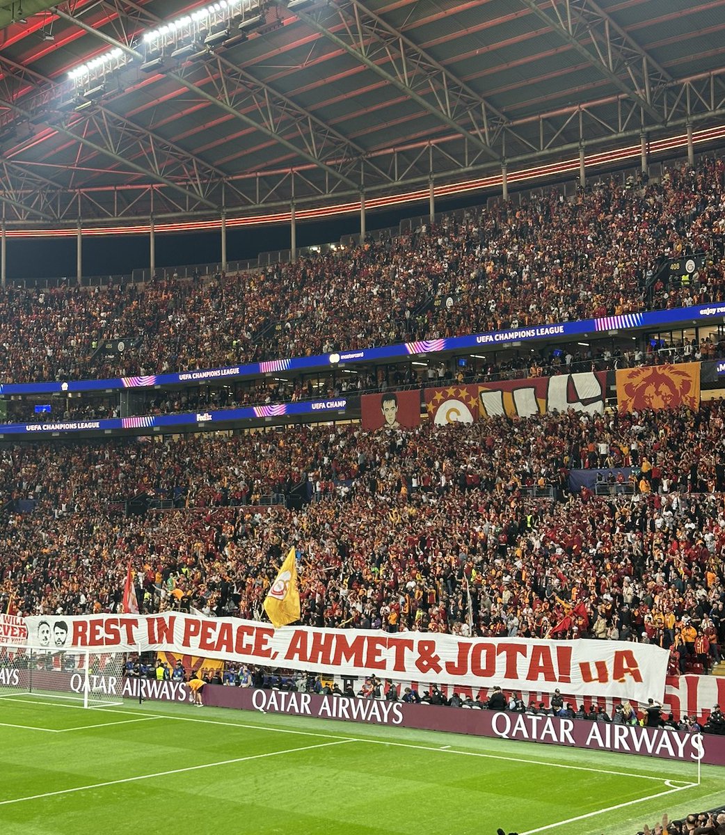 <a href="/LFC/">Liverpool FC</a> Galatasaray has 7-8 black football players; two are Muslim, the others are Christian. No true fans of any club in Türkiye would engage in racism. You should question your own history.