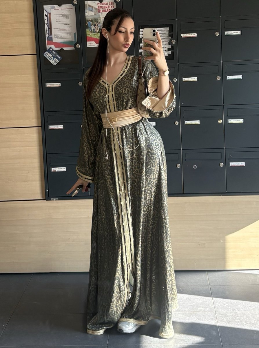 Lina 📁 tweet media