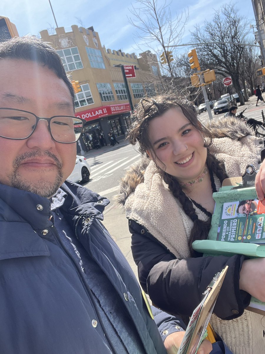 Petitioning all day in Ridgewood for <a href="/david4queens/">David Orkin</a> <a href="/Samantha4Queens/">Samantha Kattan</a> <a href="/claireforny/">Claire Valdez</a>!