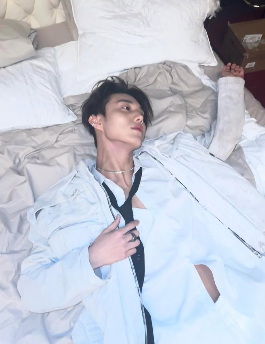 태양's gureumi⁺¹ is UNIQUE tweet media