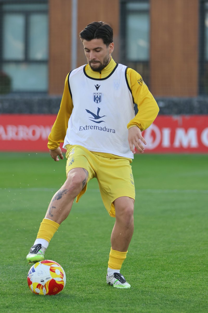 A.D. Mรฉrida tweet media