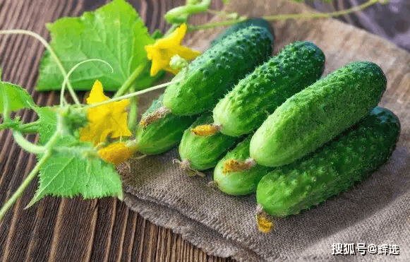 Kristina Hensel tweet media