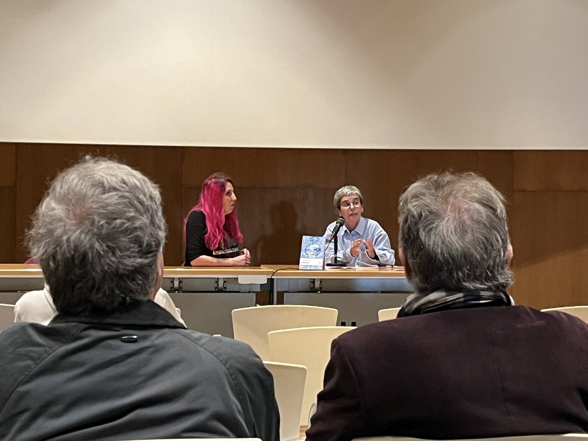 edicionesTrabe tweet media