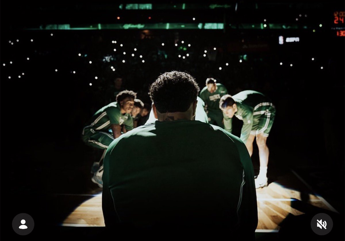 Tatums0Burner's tweet photo. These pictures of JT’s comeback are unbelievable👑 https://t.co/ev3KCNPcr3