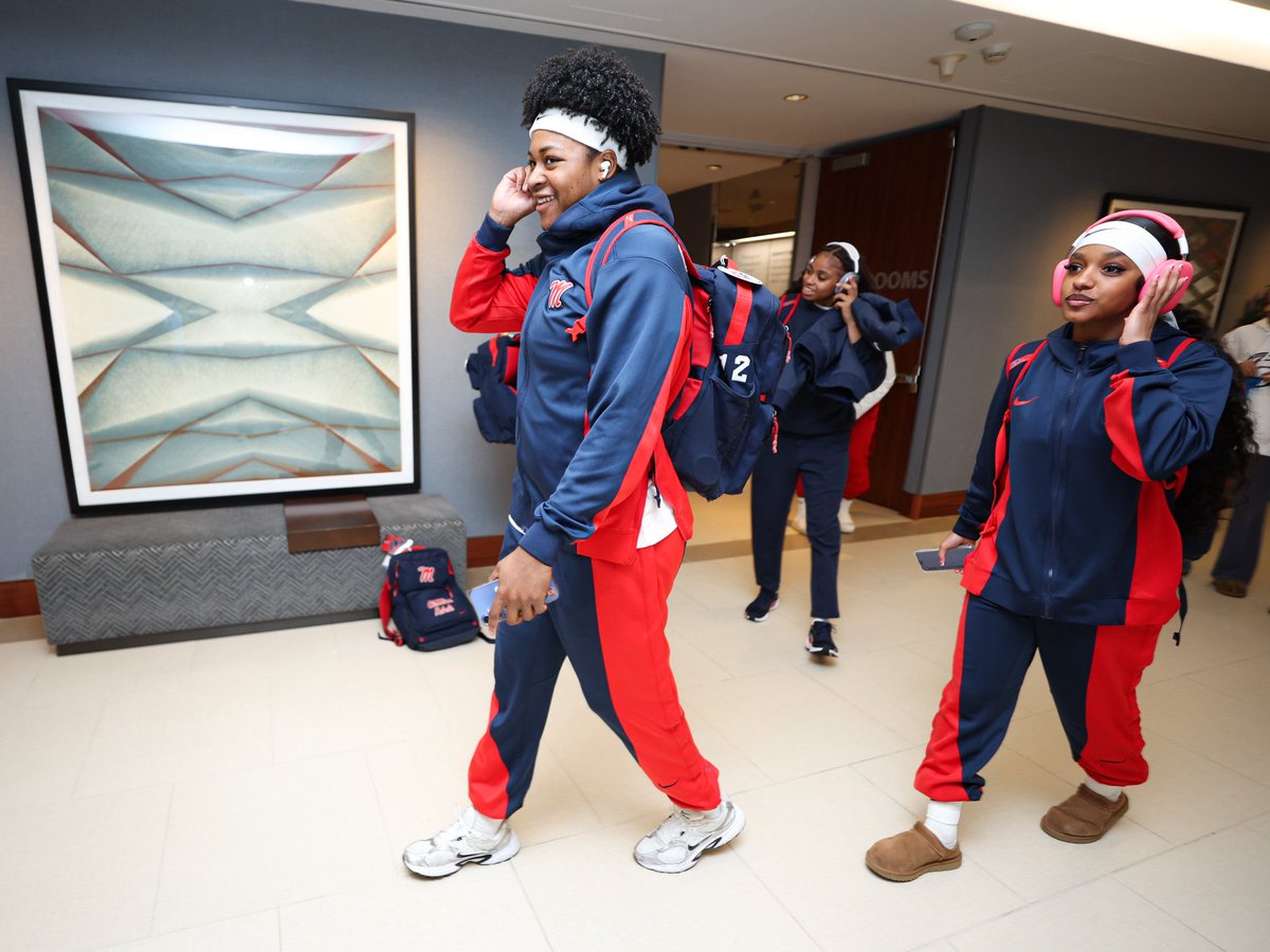 OleMissWBB's tweet image. Together, we go. 💙🩵❤️

#HottyToddy x #Give