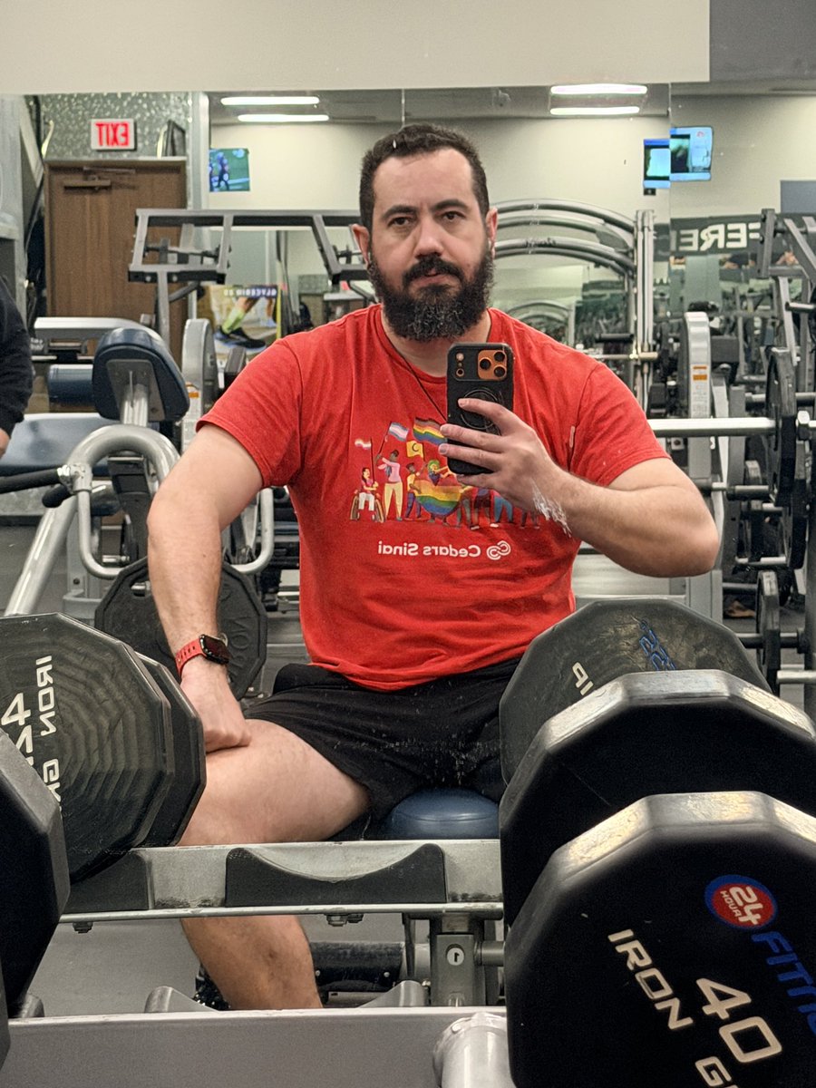 Onlyfansbear tweet media