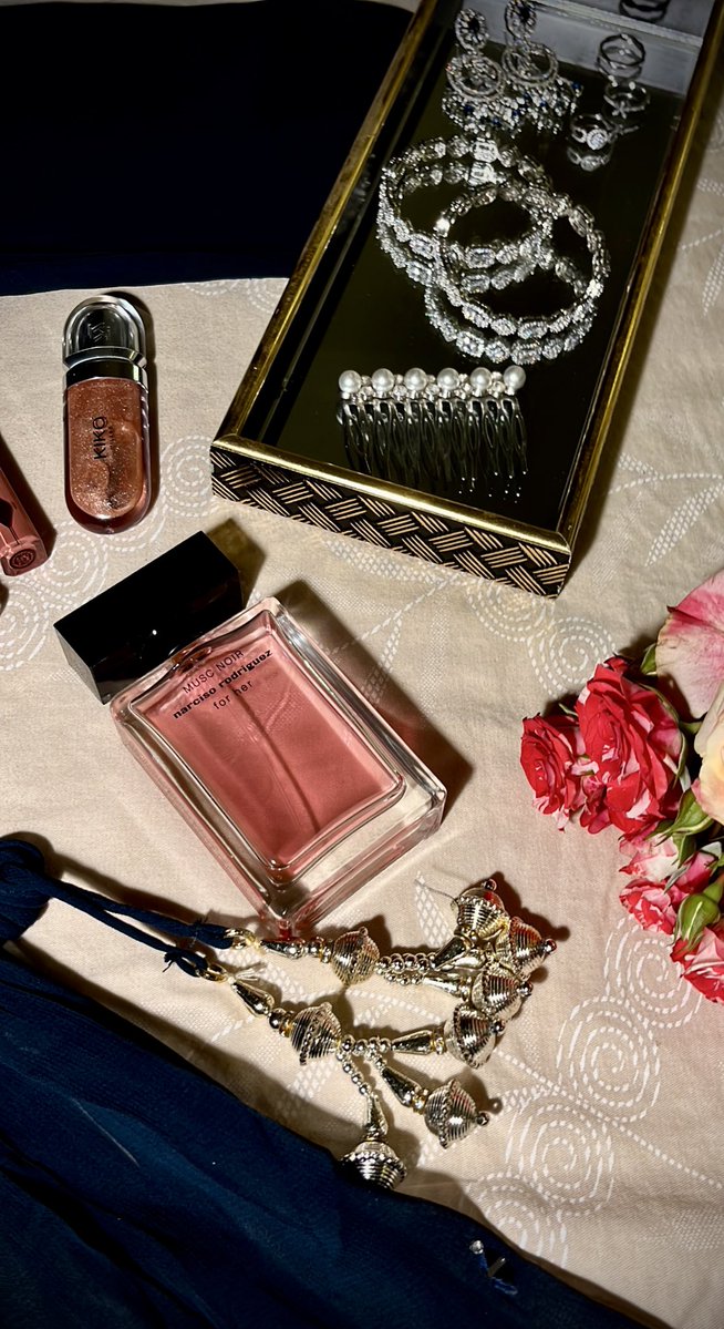 أمرين tweet media