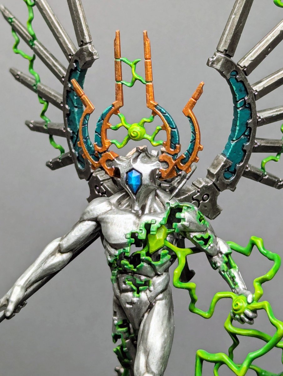 SafeforTableTop's tweet photo. Finished up my Void Dragon C’tan recently~
Went for a clean, silver, metallic feel and he ended up reminding me of the Silver Surfer. Definitely one of my favorites so far

#Warhammer #MiniPainting #Necrons #HobbyPainting #Warhammer40K #WarhammerCommunity #TabletopGaming https://t.co/iGQlLpw3MP