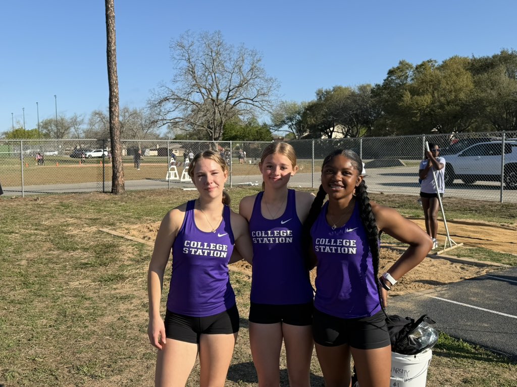 CSHS Girls Track & Field tweet media