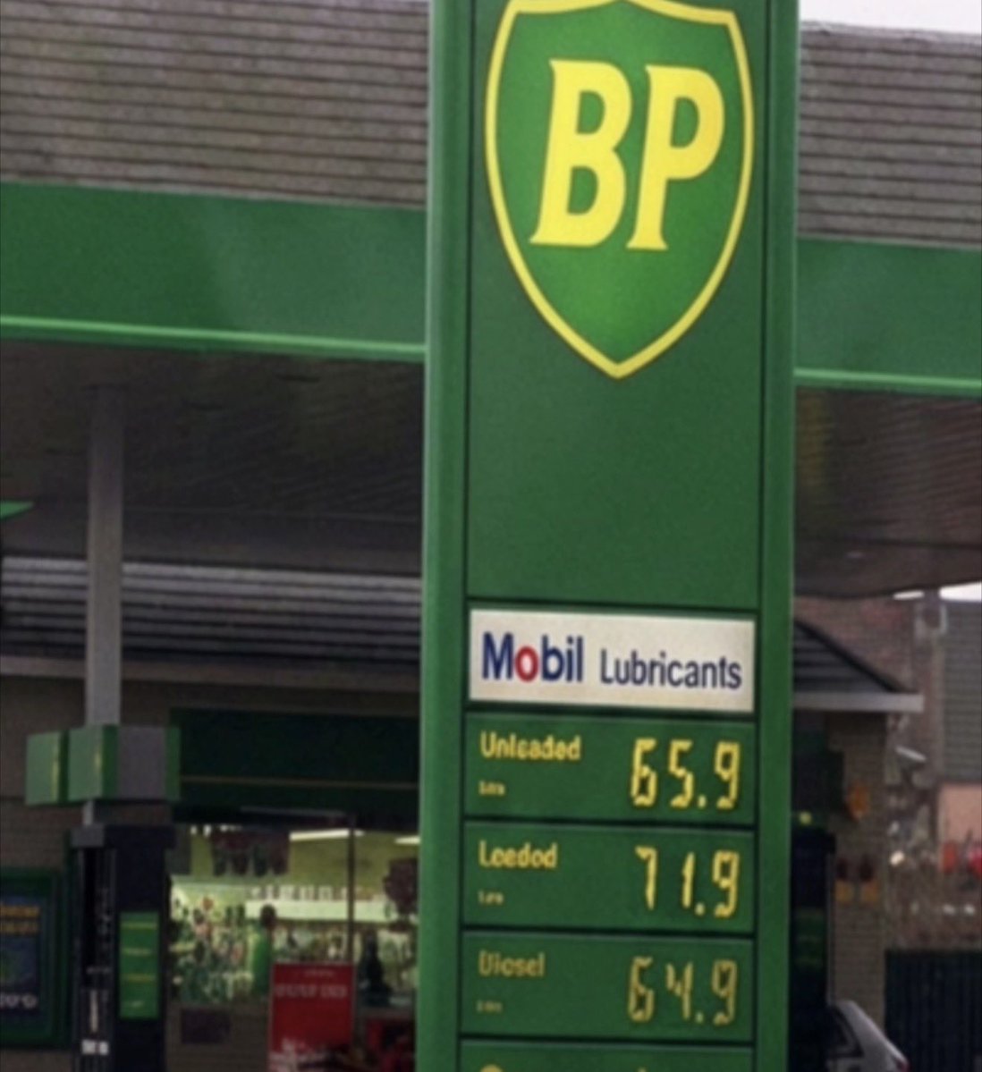 Adam Dandy tweet media