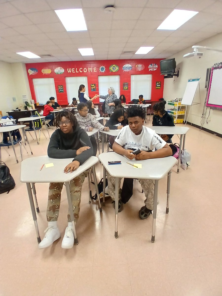 Angela E. Foster, Ed.D. tweet media