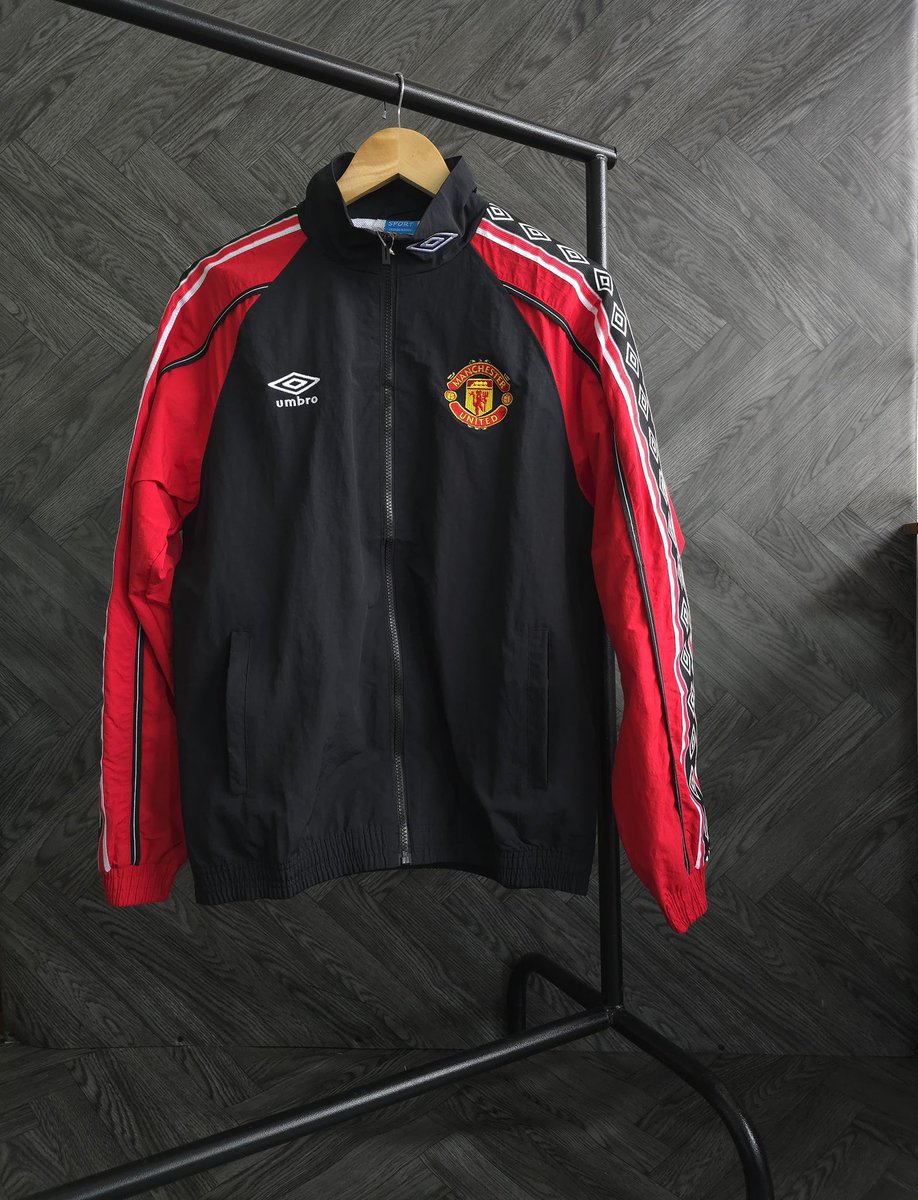 Mega Store Colombia tweet media