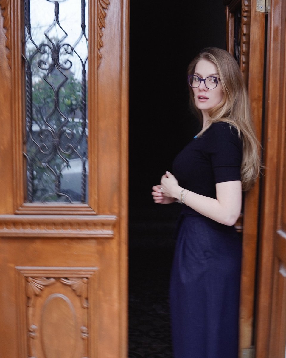 olga mark tweet media