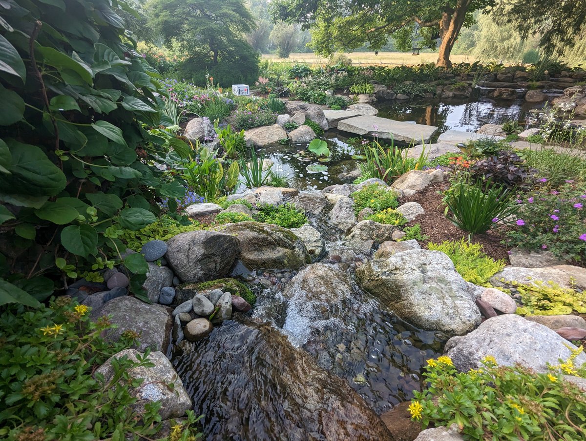 GardenStateKoi's tweet image. What if your backyard became your favorite place to be? 💧✨ Every space has potential, it just takes the right vision to bring it to life. We transform outdoor spaces into places you’ll love to relax, unwind, and enjoy. Swipe to see what’s possible 👉 #LandscapeDesign