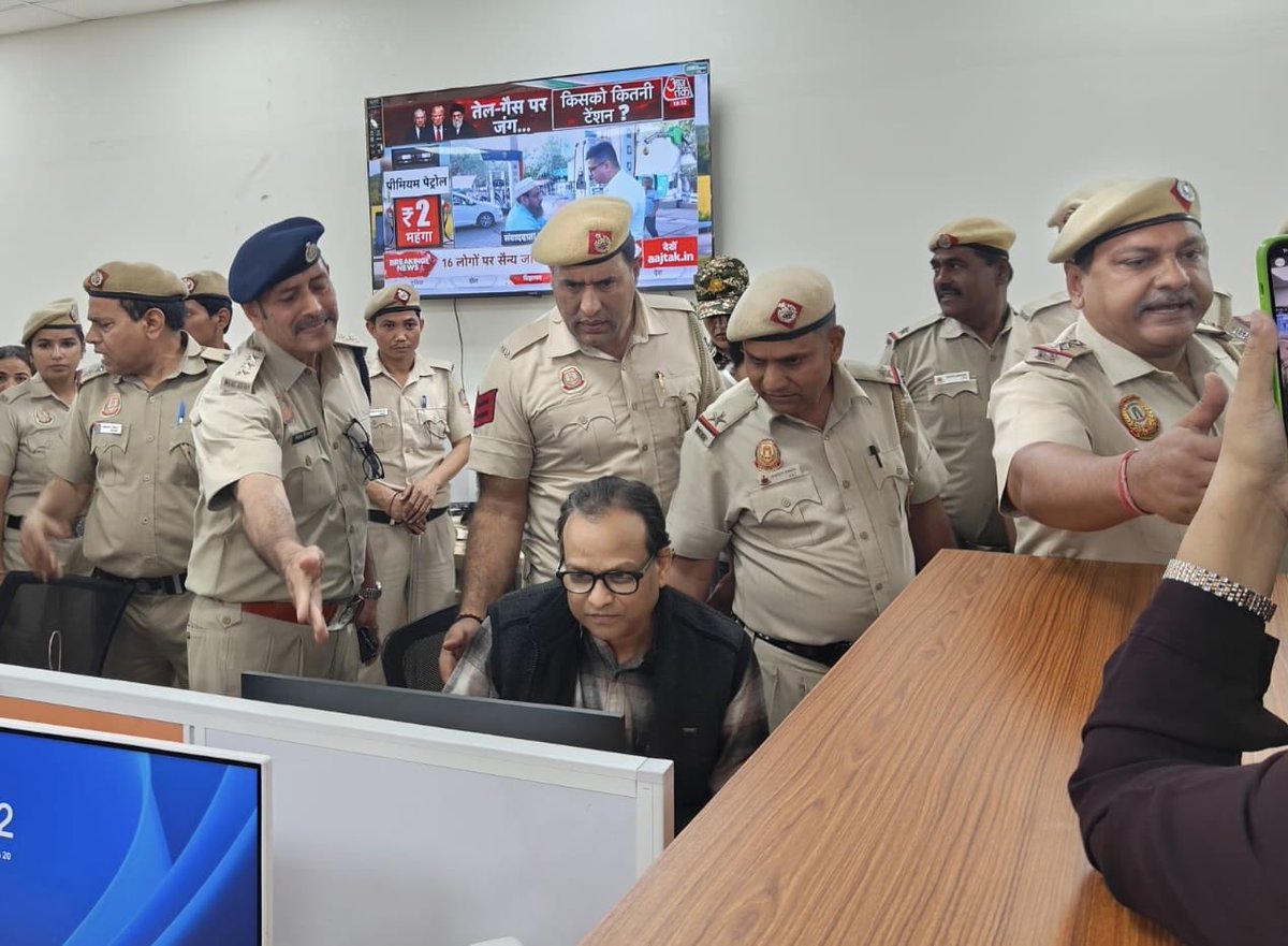 Some photos need no caption. #journalism #UNI