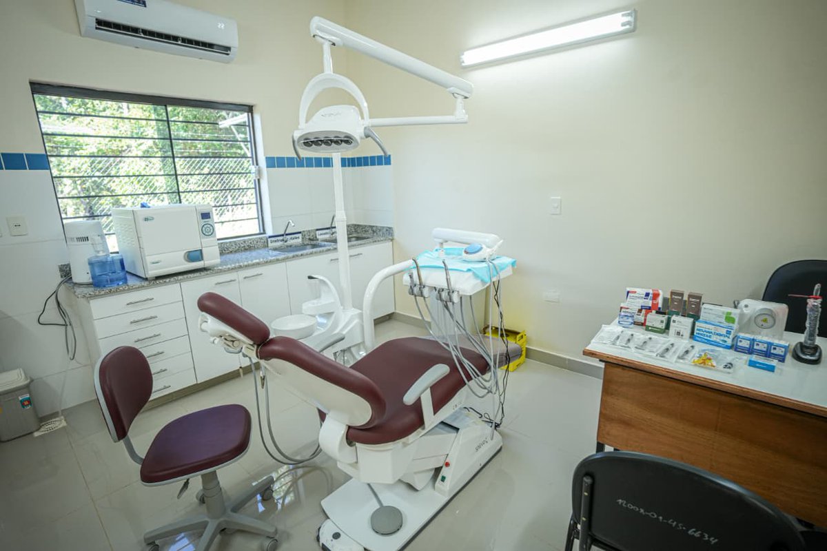 Santiago Peña tweet media