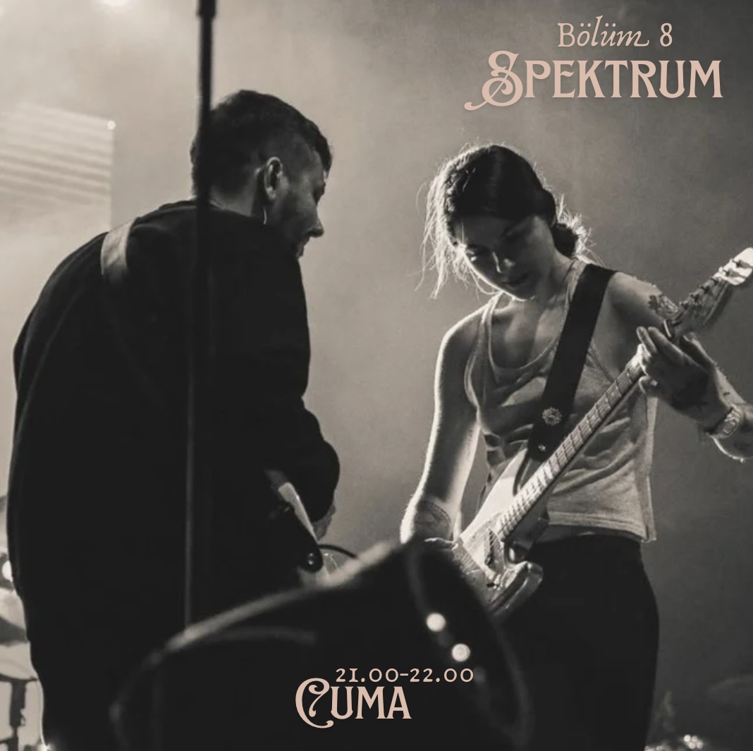 Lara Dikmen'in hazırlayıp sunduğu Spektrum; yeni bölümünde Patrick Watson, Jay-Jay Johanson, Deniz Tekin ve daha fazlasıyla bugün 21'de İTÜ Radyosu Rock'ta.