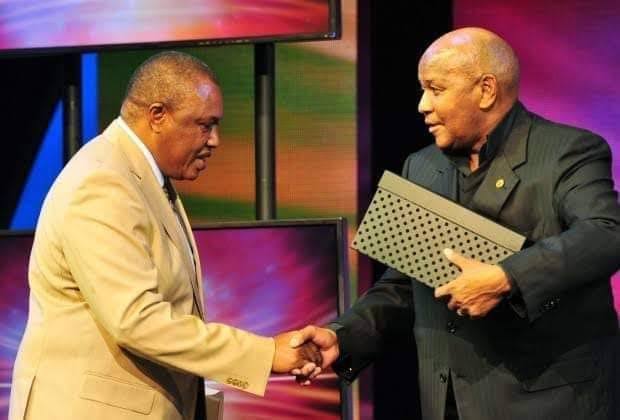 Royal Caribbean tweet media