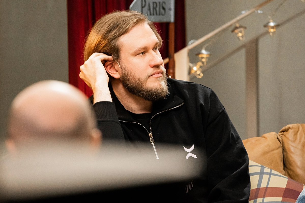 хранитель весны tweet media