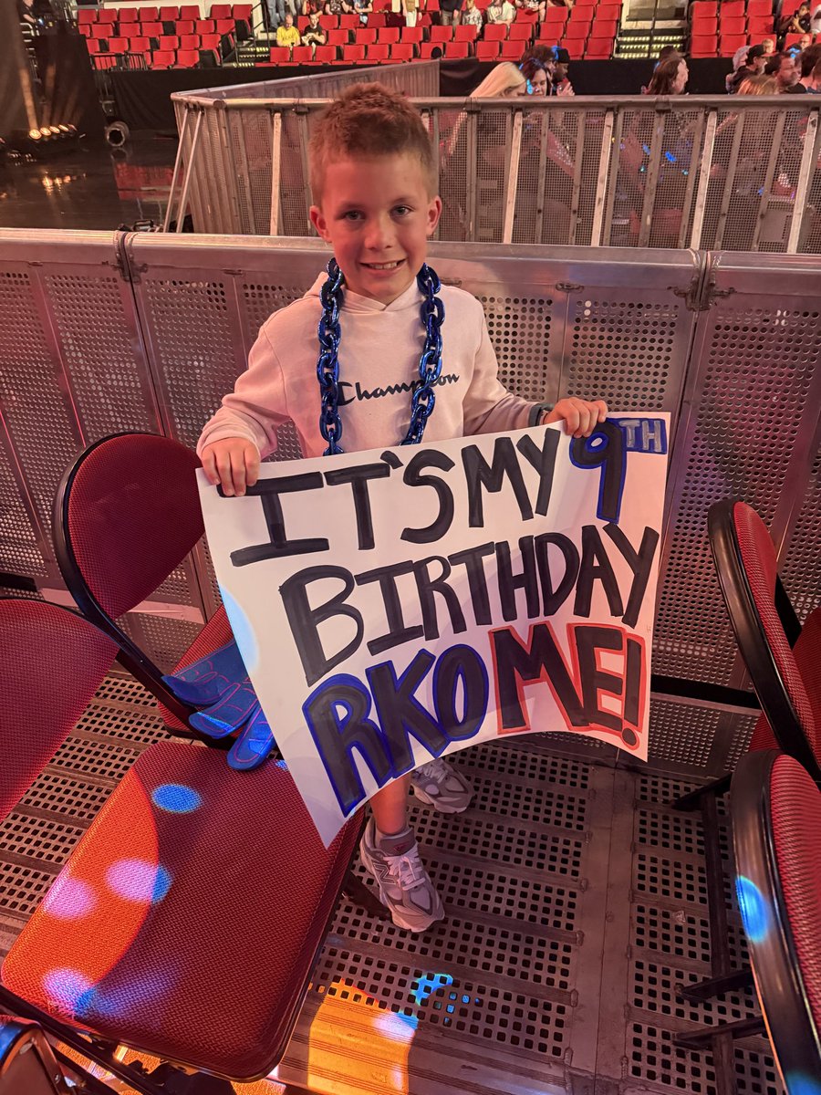 Rockandbrock's tweet image. @WWE @RandyOrton Staff took my guy’s sign on his BIRTHDAY and first show ever — before he ever sat down. He wasn’t going to block a camera angle. Literally had to give his sign up after this. Come on!! #boo #heelturn