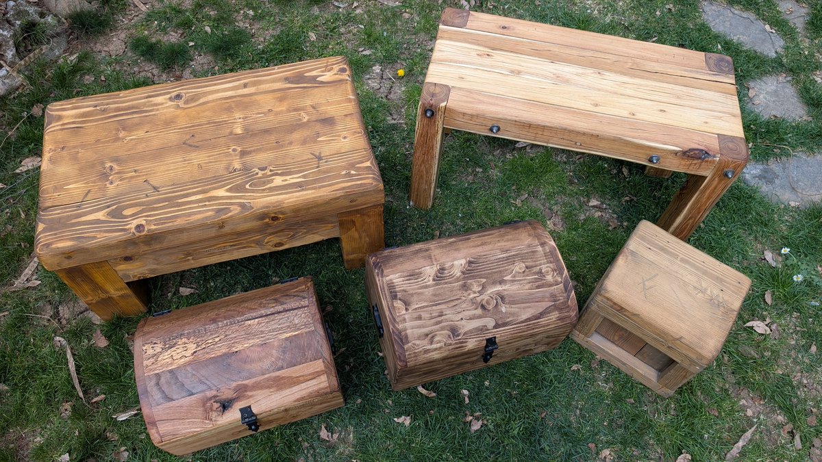 trenutno na stanju. pošaljite poruku za bilo šta što vas konkretno zanima sa slika. poslaću vam detaljne podatke. srećna kupovina ❤️