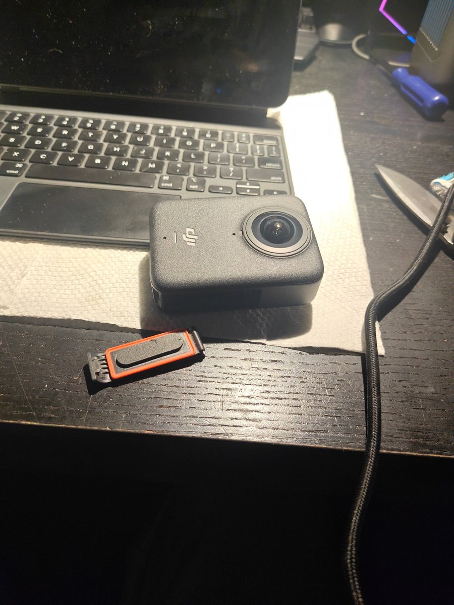 wrongfnturn's tweet photo. @DJIGlobal claiming an IP68 rating on your osmo 360 is wishful. Mine got splash and now ill be without it for a month, fucking garbage!!! https://t.co/0vsOjAe0hw