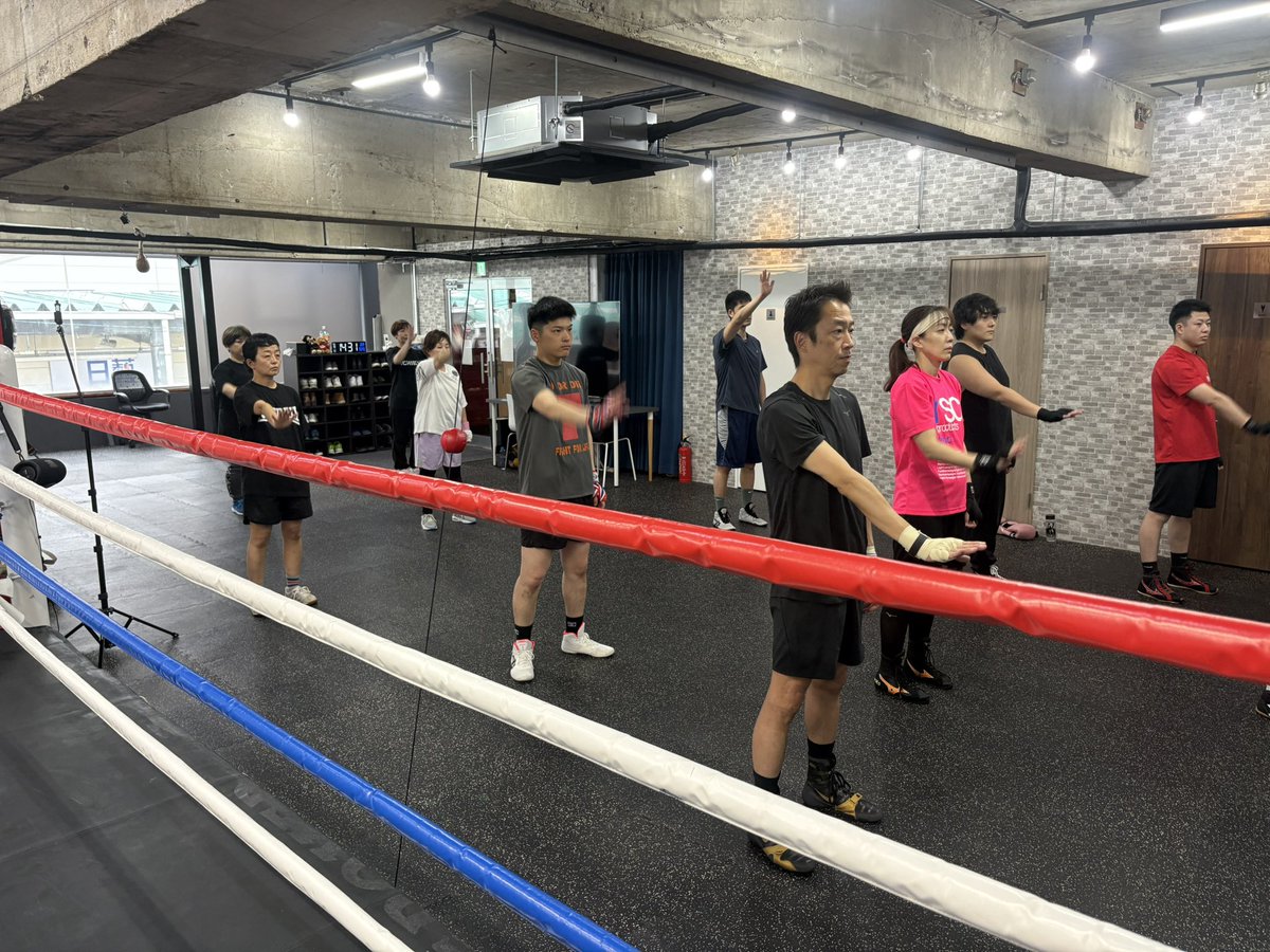 ボクシングトレーナー 石原雄太 tweet media