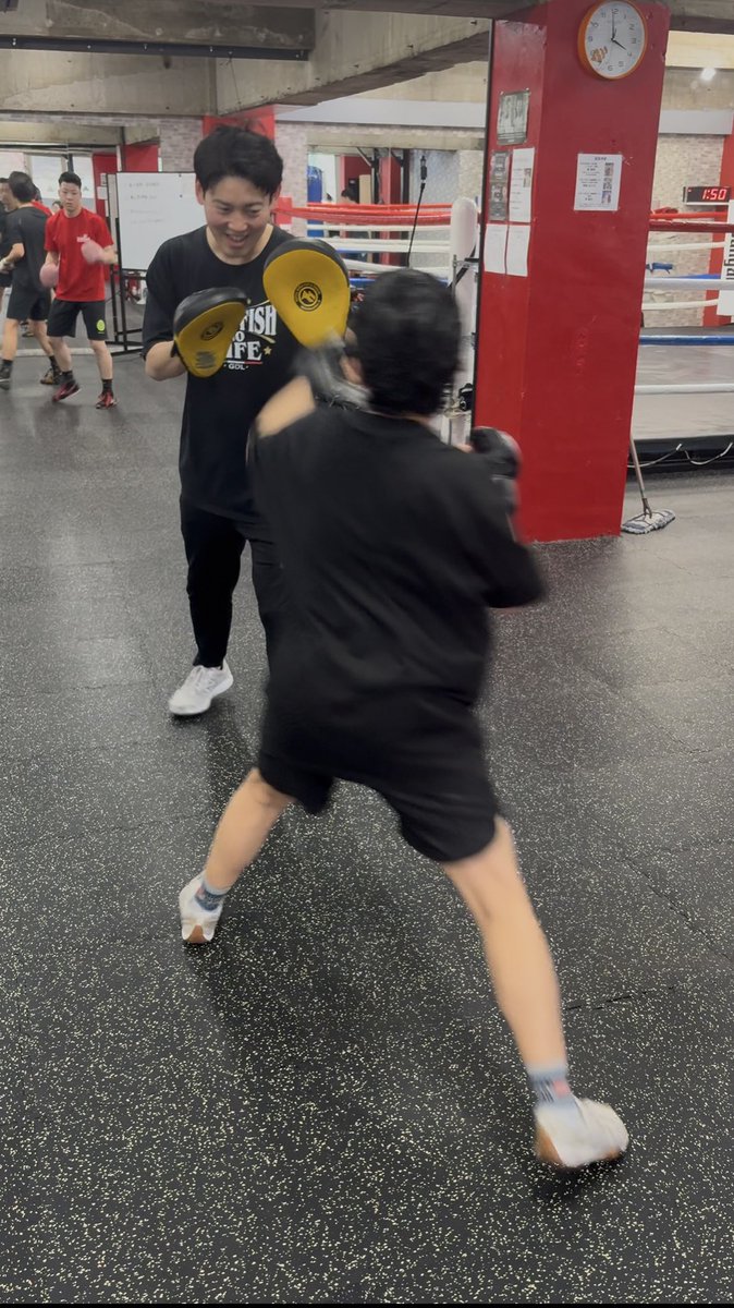 ボクシングトレーナー 石原雄太 tweet media