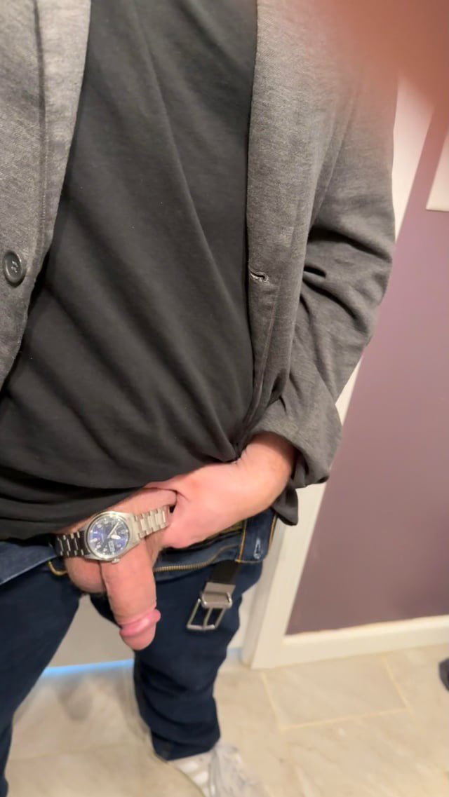 r/Cockwatch tweet media