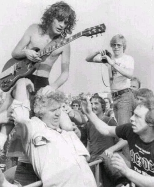 Alberto Samid tweet media