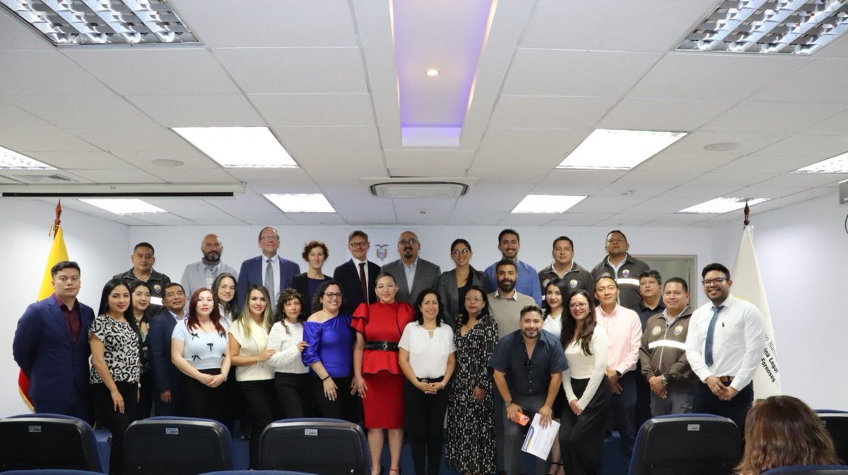 Servicio Nacional de Medicina Legal y Forense tweet media