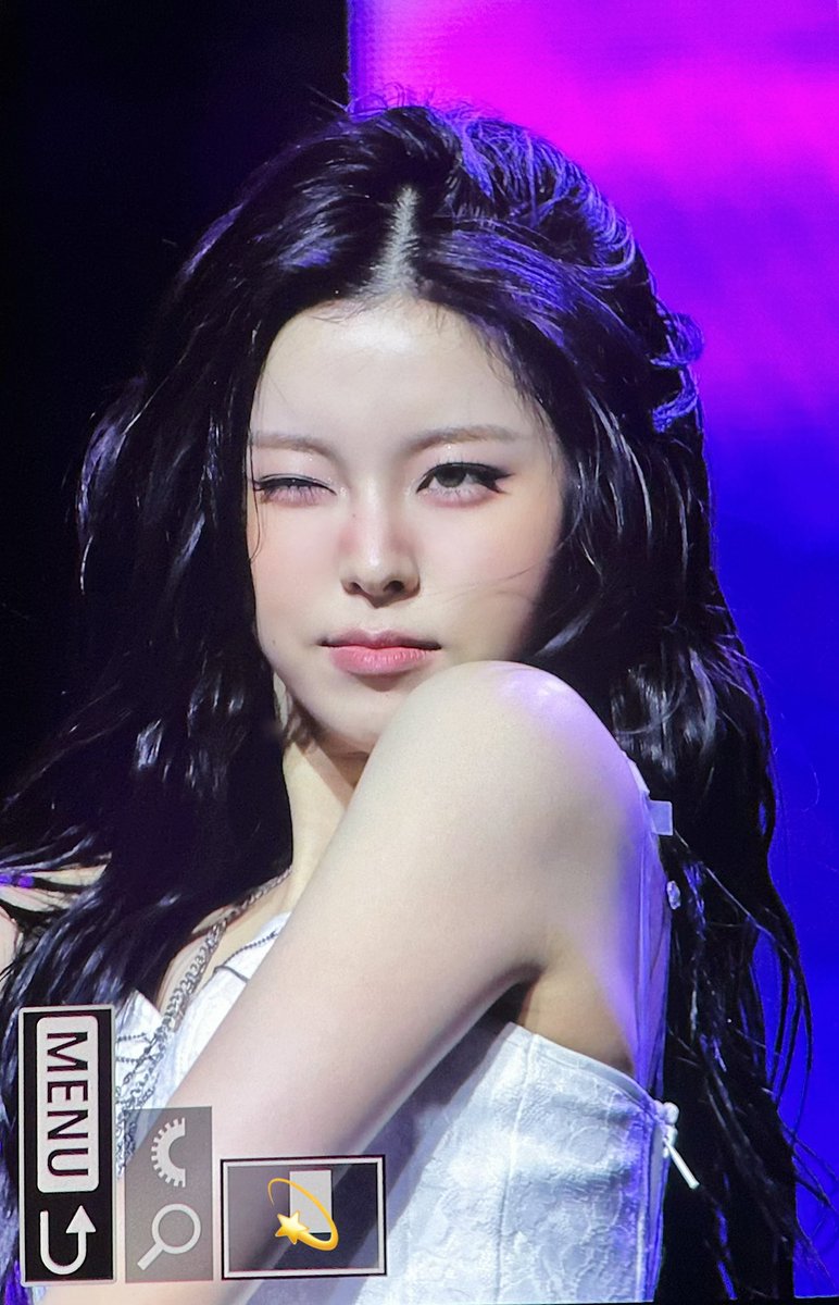 260320 🤍

#엔믹스 #규진 #NMIXX #KYUJIN