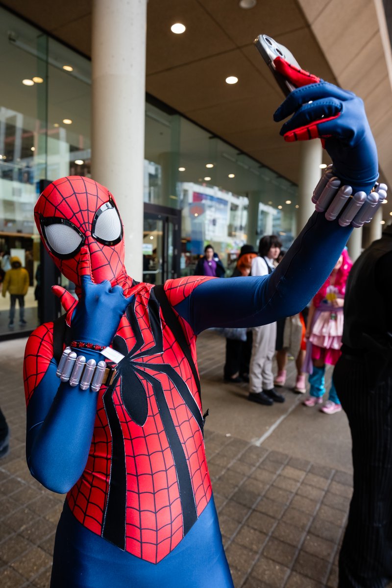 FANEXPOCANADA's tweet photo. Day 1 at #TorontoComicon was a web-slinging success πΈοΈ These memories are worthy of the Daily Bugle and they're not over yet! Swing back tomorrow when doors open at 10 AM for another amazing day of adventure.
#TorontoComicon #TorontoComicon2026 #TorontoFandom #FANEXPO https://t.co/MsZ1N6ny1A