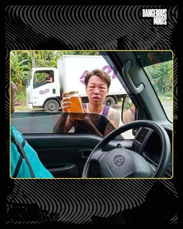 Dangerous Minds tweet media