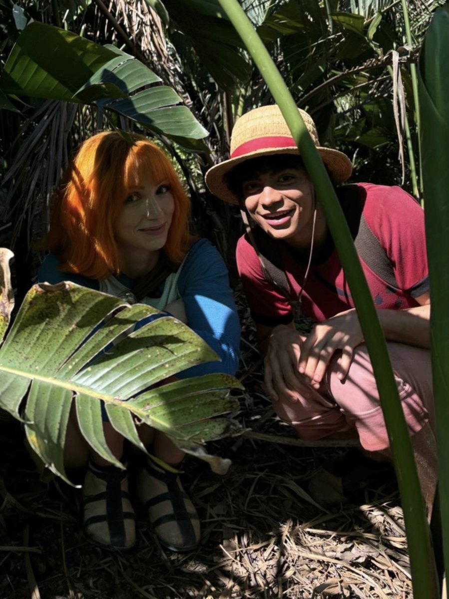 Emily Rudd Inaki Emily Rudd and Iñaki Godoy behind the scenes of ‘ONE PIECE’ Season 2.