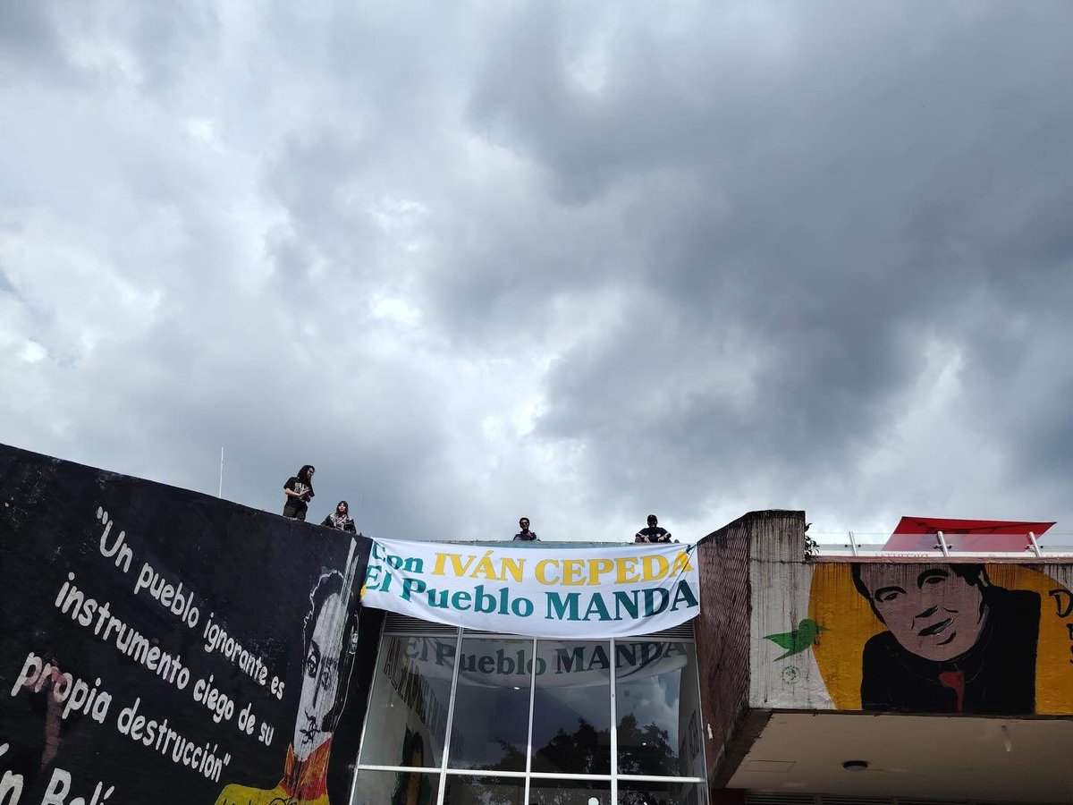 Memes Universidad Nacional tweet media