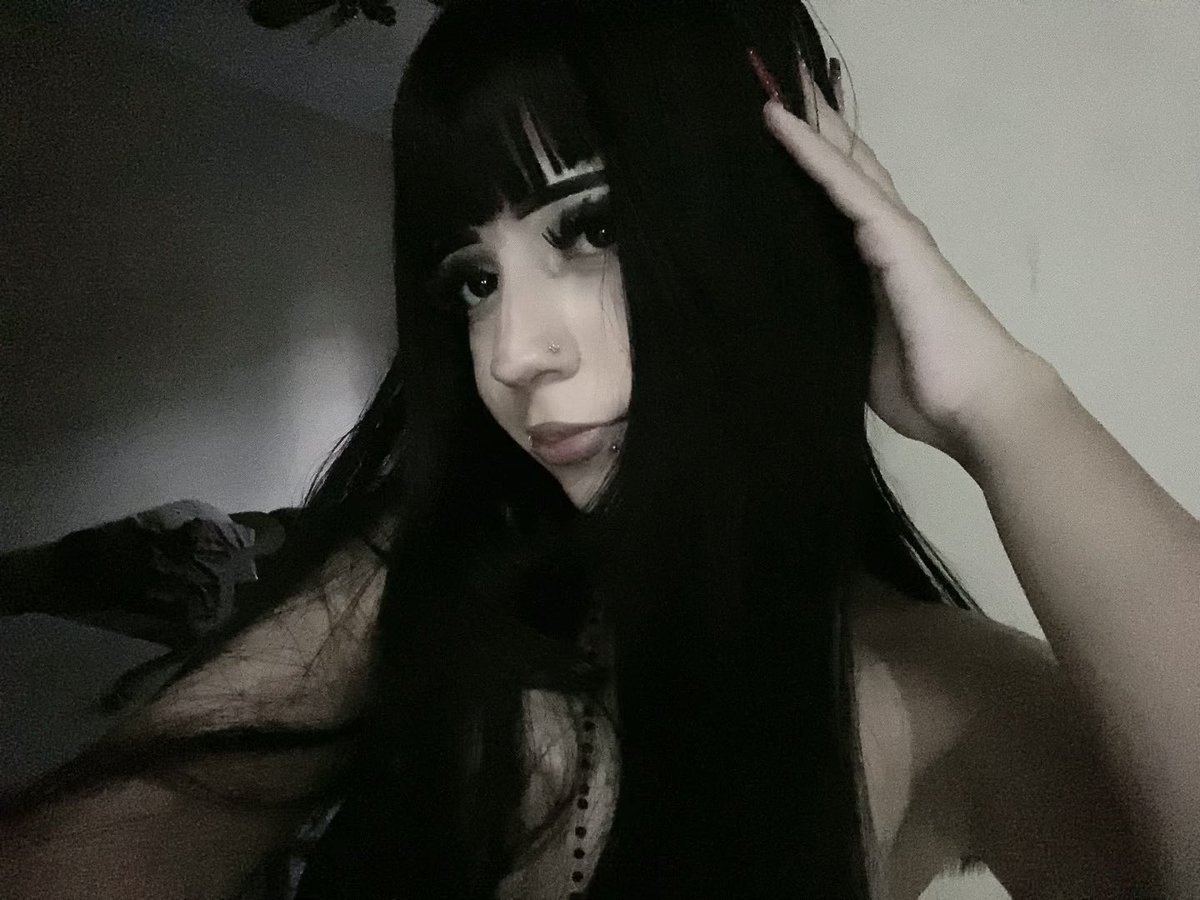 vampirism tweet media