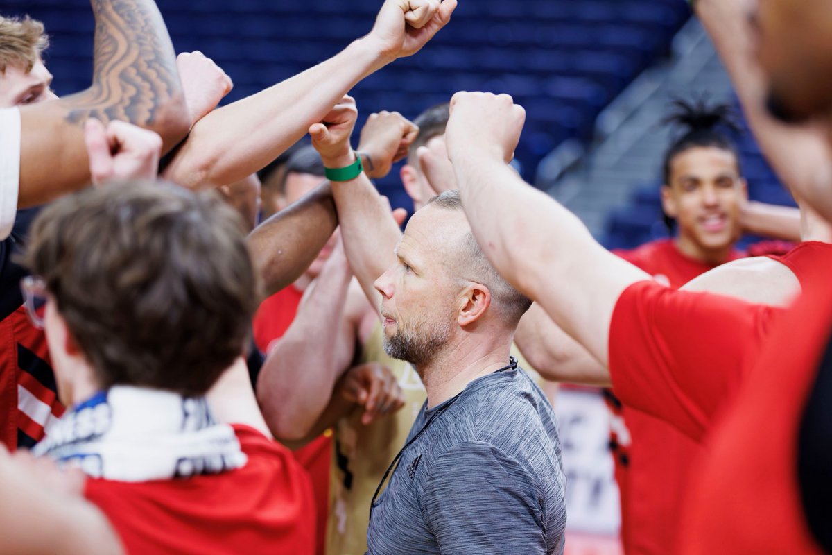 LouisvilleMBB's tweet image. Another day in paradise 

#GoCards